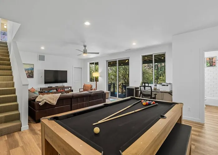 Hot Tub Lodge | Game Room + Pines | Near Downtown