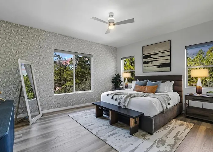 Hot Tub Lodge | Game Room + Pines | Near Downtown Holiday home Prescott